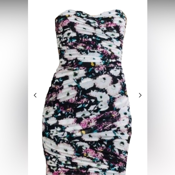 BCBGMaxAzria Dresses & Skirts - BCBGMaxAzria Strapless Ruched Bodycon Dress in Black, White, Pink & Teal